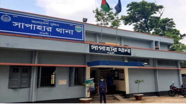 নওগাঁয় বৈদ্যুতিক তারে জড়িয়ে এক যুবকের মৃত্যু