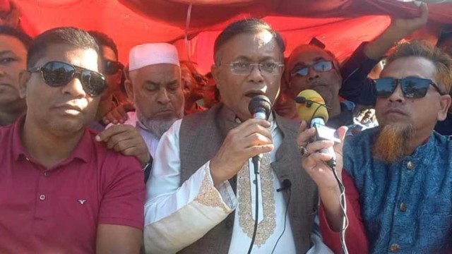 জনগণ ভোট দিয়ে নির্বাচন বর্জনকারীদের মুখে কালিমা লেপন করবে : তথ্যমন্ত্রী