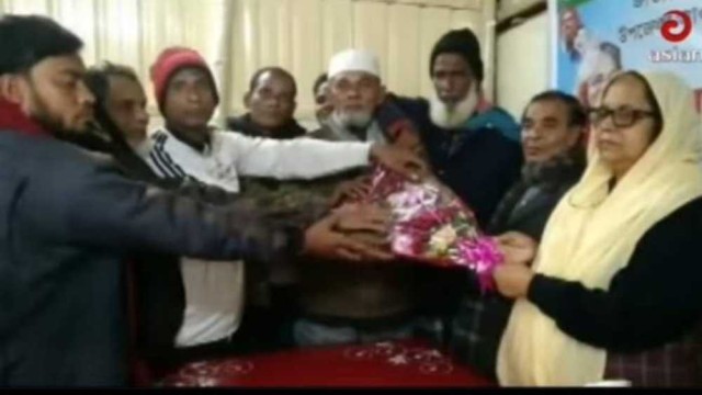 সুন্দরগঞ্জে ত্রি-মূখী লড়াইয়ের সম্ভাবনায় দল বদলের পালা