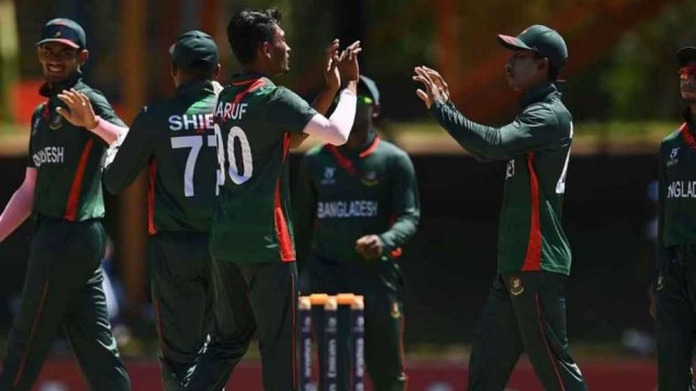 যুক্তরাষ্ট্রকে উড়িয়ে বিশ্বকাপের সুপার সিক্সে বাংলাদেশের যুবারা