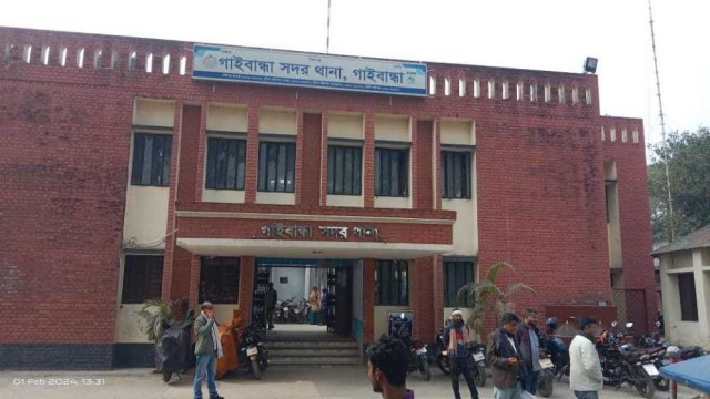 গাইবান্ধায় যুবকের ঝুলন্ত মরদেহ উদ্ধার