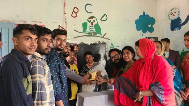 আন্তর্জাতিক মাতৃভাষা দিবস উপলক্ষে চিত্রাঙ্কন প্রতিযোগিতা অনুষ্ঠিত 