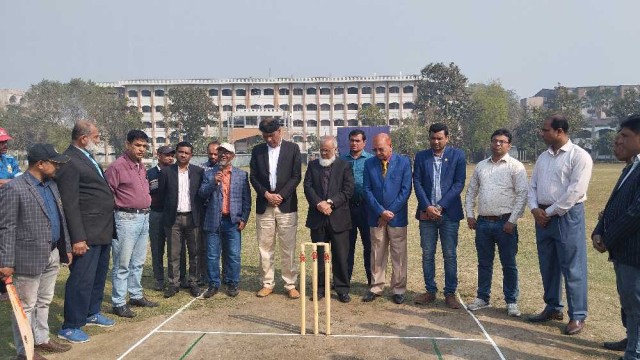 ইবিতে পর্দা উঠলো আন্তঃবিভাগ ও আন্তঃহল ক্রিকেটের