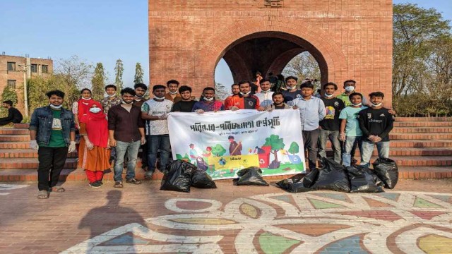 জাবিতে ভর্তি পরীক্ষা পরবর্তী পরিষ্কার অভিযান
